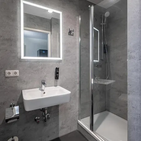 Hotel Mk 3*