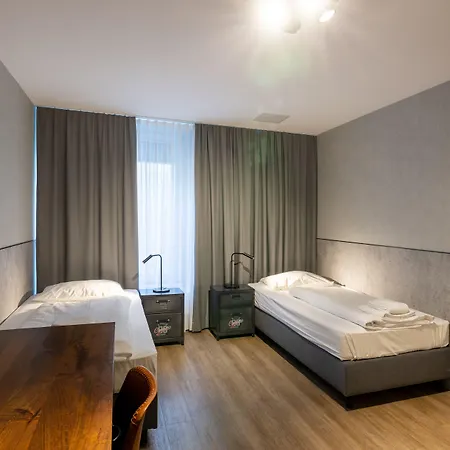 إم كيه فندق 3*