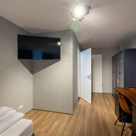 فندق إم كيه 3*